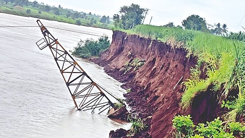 11-acres-of-farmland-washed-away-due-to-dam-work-on-krishna-river