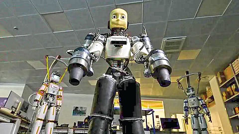 World’s First Jetpack Powered Humanoid Robot Takes Flight