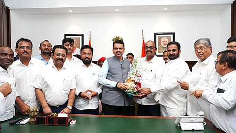 Savkar Madnaik joins BJP in Mumbai