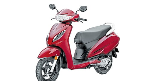 scooter-worth-one-lakh-number-plate-sold-for-14-lakh