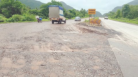 Mumbai-Goa highway mud problem