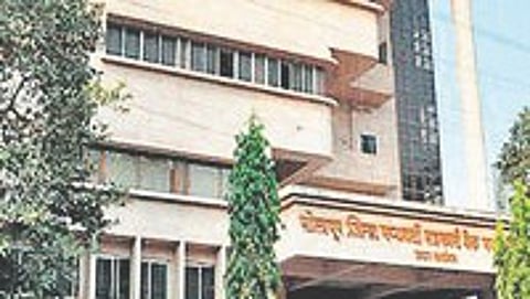 Solapur Fake Gold Case|