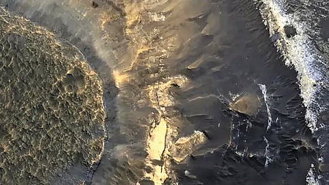 signs-of-life-hidden-in-mars-clay-layers