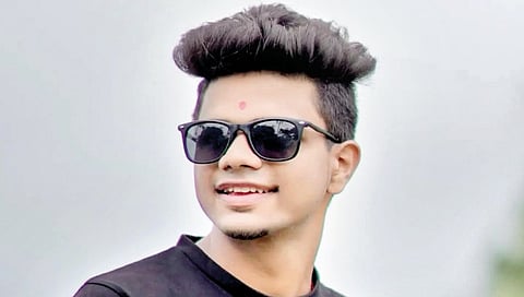 sangrul-youth-killed-in-accident-near-wakare