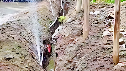 Sambhajinagar News : जलवाहिनीसाठी खड्डे खोदले, नळ तोडले, जोडणार कोण ?