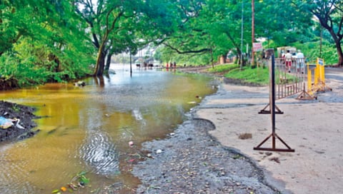 heavy-rainfall-in-reservoir-area-panchganga-warning-level-rising
