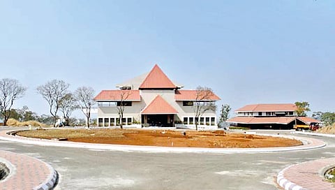 ftii-to-deliver-film-making-courses-in-kolhapur-film-city