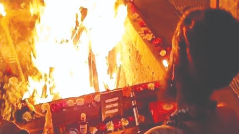 Hidden treasure fraud