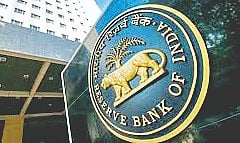 RBI-keeps-repo-rate-steady-at-5-50-amid-global-uncertainty