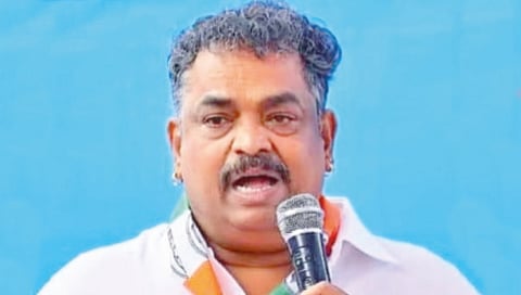 ED-raids-karnataka-mla-sael-house-in-goa