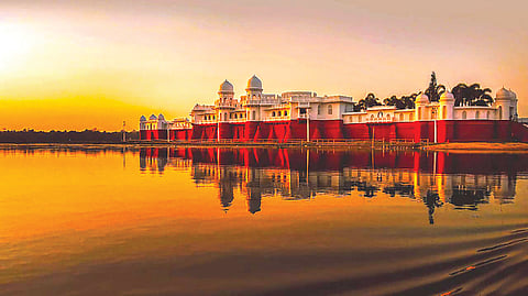 neermahal-floating-palace-of-tripura