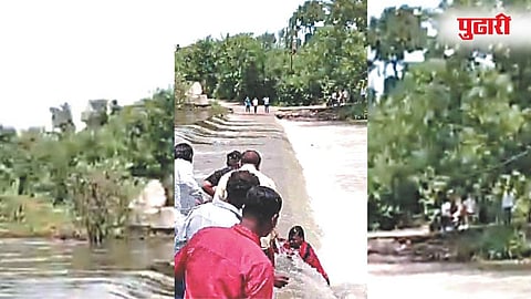 इंदिरानगर : दाढेगाव येथे वालदेवी नदीत वाहून जात असलेल्या दोघांना बाहेर काढल्यानंतर ग्रामस्थ.