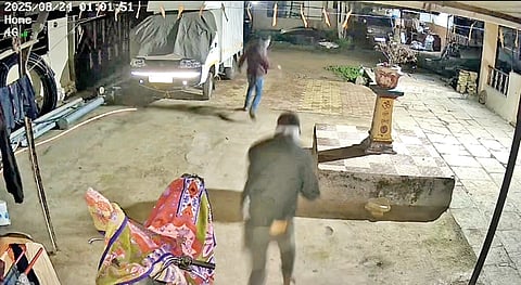 Satara Theft News |