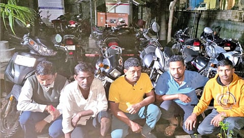 raid-on-gambling-den-in-kotoli-5-arrested