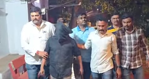 Gold chain murder case