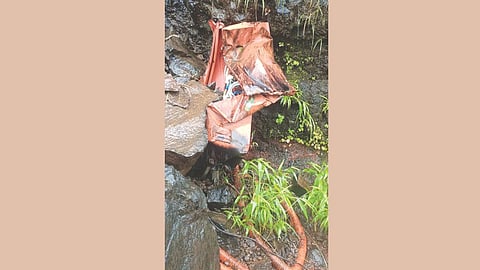 Raigad Fort landslides