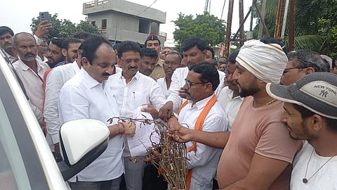 Purna flood inspection Makarand Patil