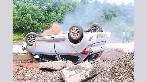 Sindhudurg Car Accident