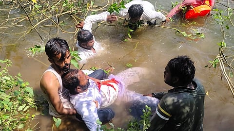 Beed Takewadi Jal Samadhi Andolan