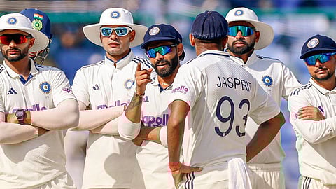 IND vs WI Test : फॉलोऑननंतर विंडीजचा पलटवार, दुसऱ्या डावात दिवसअखेरीस 2 बाद 173 धावांपर्यंत मजल