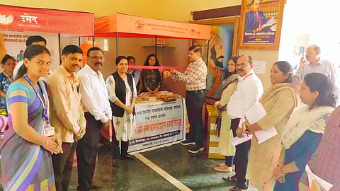 Deepavali 2025 : महिला स्वयंसहाय्यता समुहांच्या घरगुती फराळाला ग्राहकांची पसंती