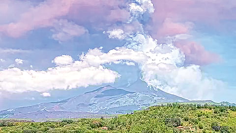 Mount etna eruption