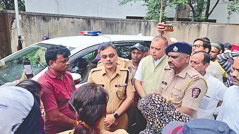 Satara Doctor Death: फौजदार निलंबित; दोघांचा शोध सुरू