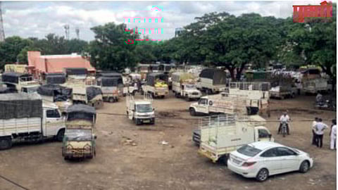 भिगवण उपबाजारात धान्य उतरविण्यास अडतदारांचा नकार