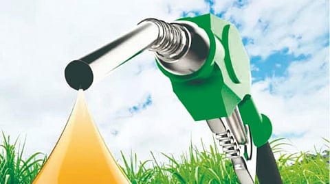 Ethanol blending: इथेनॉल मिश्रणाचा टक्का वाढतोय!