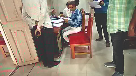 लासलगाव ( नाशिक )