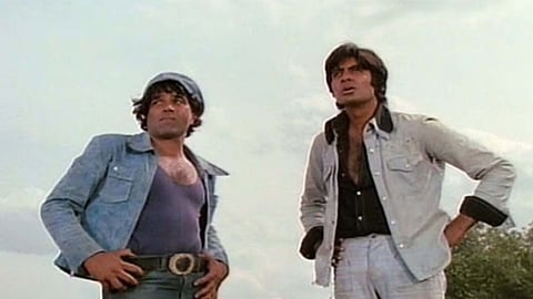 Dharmendra Passed Away