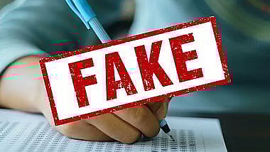 डमी उमेदवार /
Dummy candidate