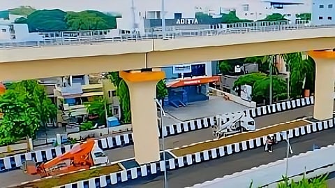 Thane railway station crowd