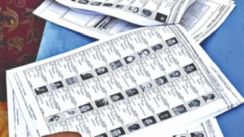 Tibetan Refugees Voter in Nashik