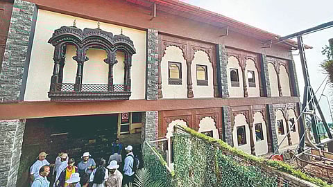 Raigad Shivaji Wada condition