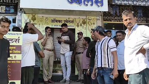 Vasai jeweller attack