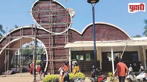 Jijau Udyan Ticket Issue