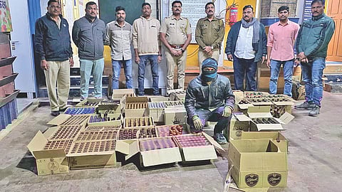 Parli illegal liquor raid