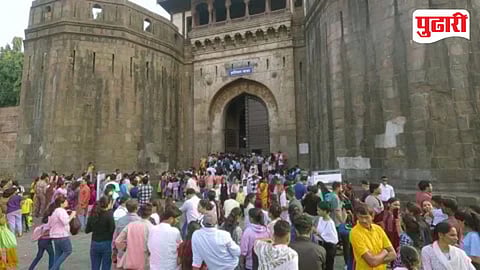 Pune Tourist Places Crowd