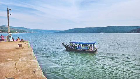 Ratnagiri News : दाभोळ बंदर विकासापासून वंचित