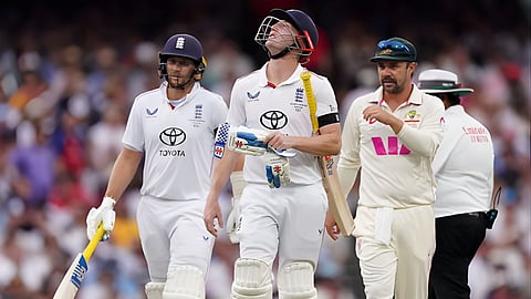 AUS vs ENG | तब्बल १३८ वर्षांनंतर ऑस्ट्रेलिया क्रिकेट संघात प्रथमच असं घडलं! ॲशेसमधील पाचव्या कसोटीपूर्वी मोठा निर्णय