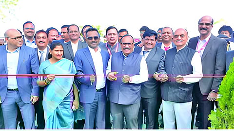 Atul Save : उद्योगांसाठी एप्रिलपासून भूसंपादन : अतुल सावे