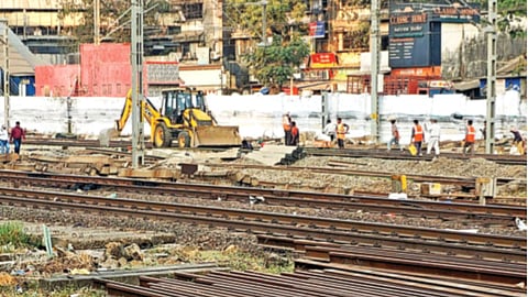 Central Railway Megablock