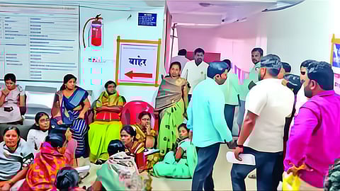 धाराशिवला उमेदवारांची मोठी गर्दी