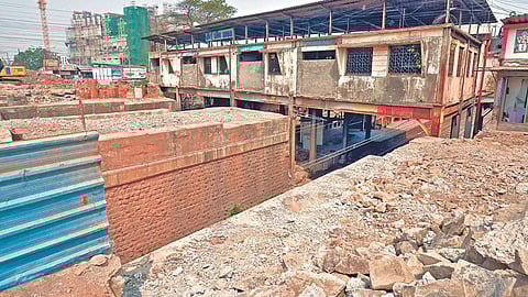 Sion flyover completion date