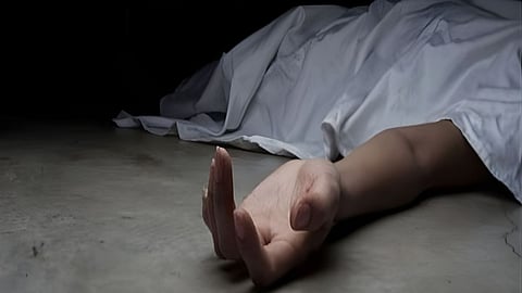 Bhandara Crime : भंडारा हादरले! ६ दिवसांपासून बेपत्ता असलेल्या १७ वर्षीय मुलीचा विहिरीत आढळला मृतदेह; मृत्यूचे गूढ कायम