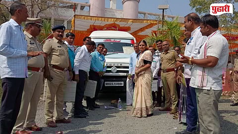 Parbhani ZP Election | पूर्णेतील सहा जिल्हा परिषद सर्कलसाठी १४२ मतदान केंद्रांवर ईव्हीएम युनिट रवाना