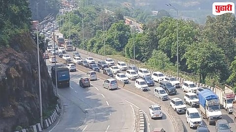Mumbai Pune Expressway Traffic