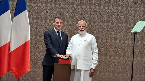 PM Modi Emmanuel Macron Meeting