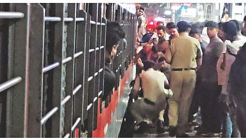 Thane Railway Accident